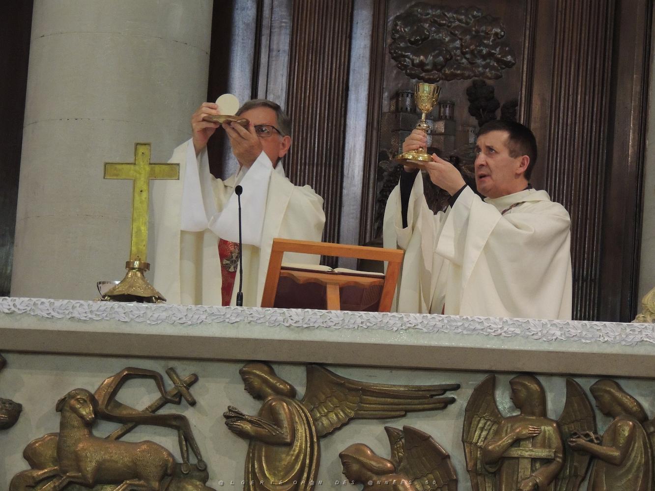 2019 08 14 TOULON MESSE DE L ASSOMPTION (40).JPG -           
